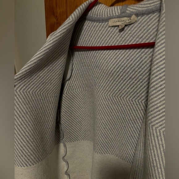 Lineamaglia Thick Italian Wool Hooded Cardigan - Picture 6 of 6